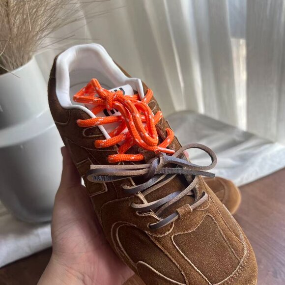 Miu Miu & New Balance 530 SL suede sneakers in Cinnamon - Picture 2 of 8